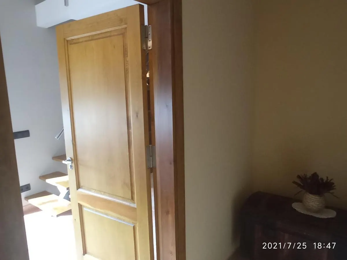 Apartament Rural Adrall -La Seu D'Urgell-Andorra 0*,